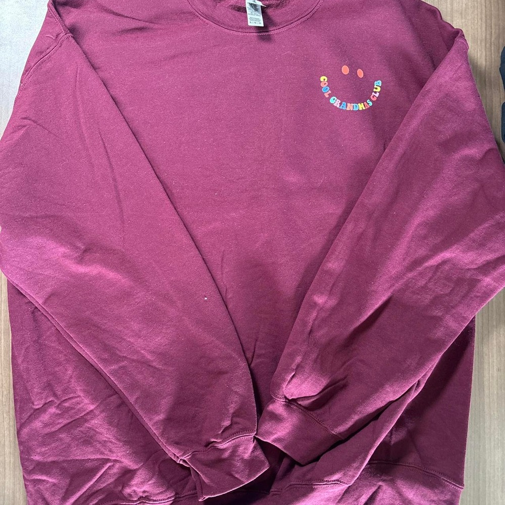 Gildan Crewneck sweater SZ XL